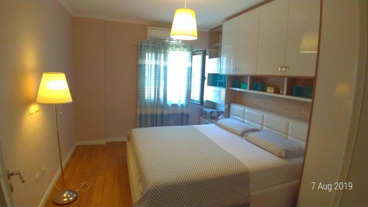 West Beach Apartment Durrës Exterior foto